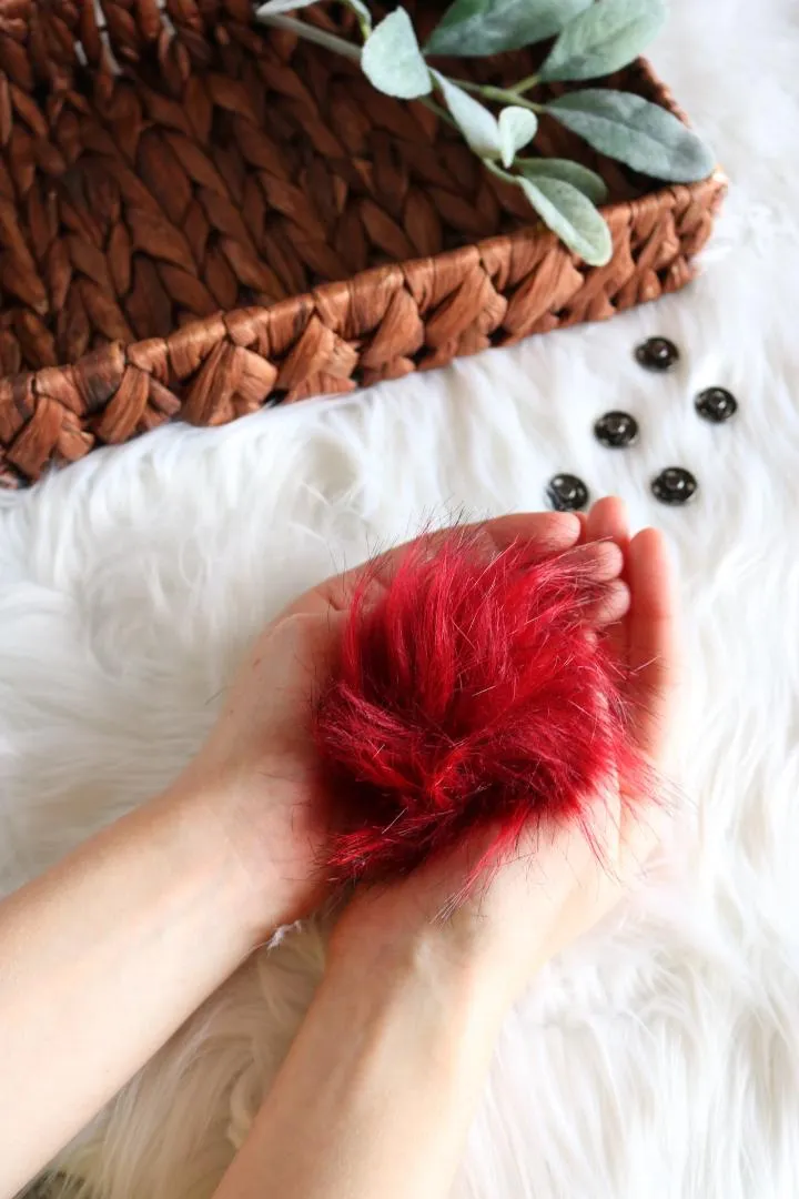 4" Faux Fur Pom-Pom