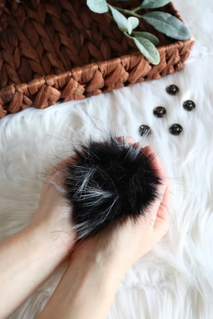 4" Faux Fur Pom-Pom
