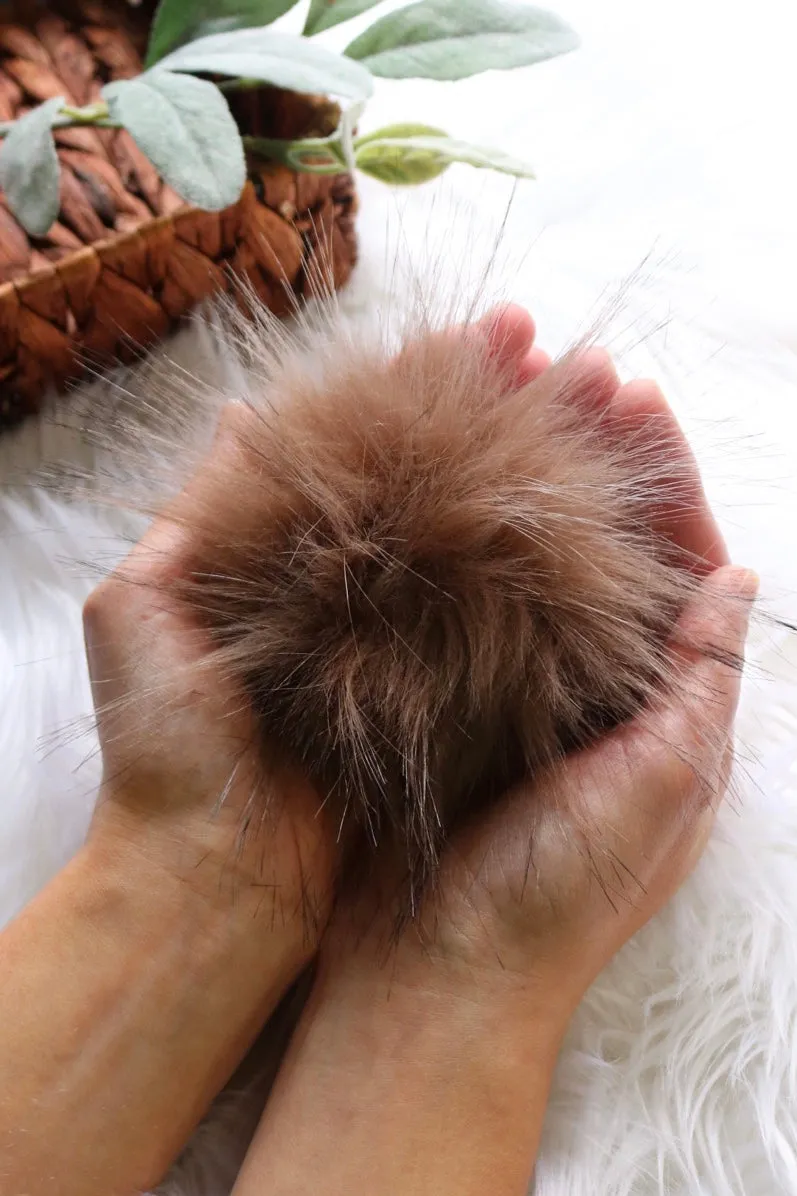 4" Faux Fur Pom-Pom