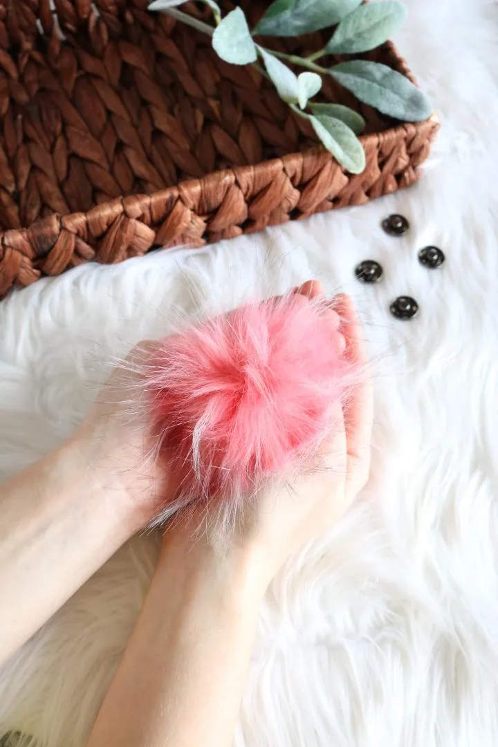 4" Faux Fur Pom-Pom