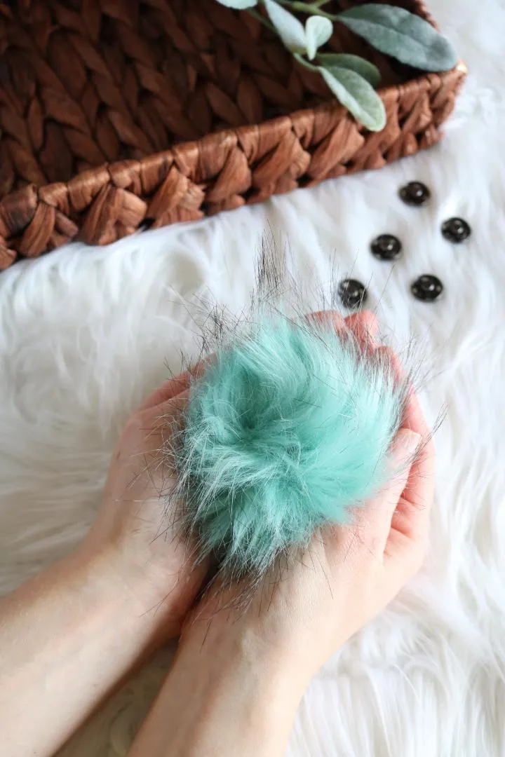 4" Faux Fur Pom-Pom