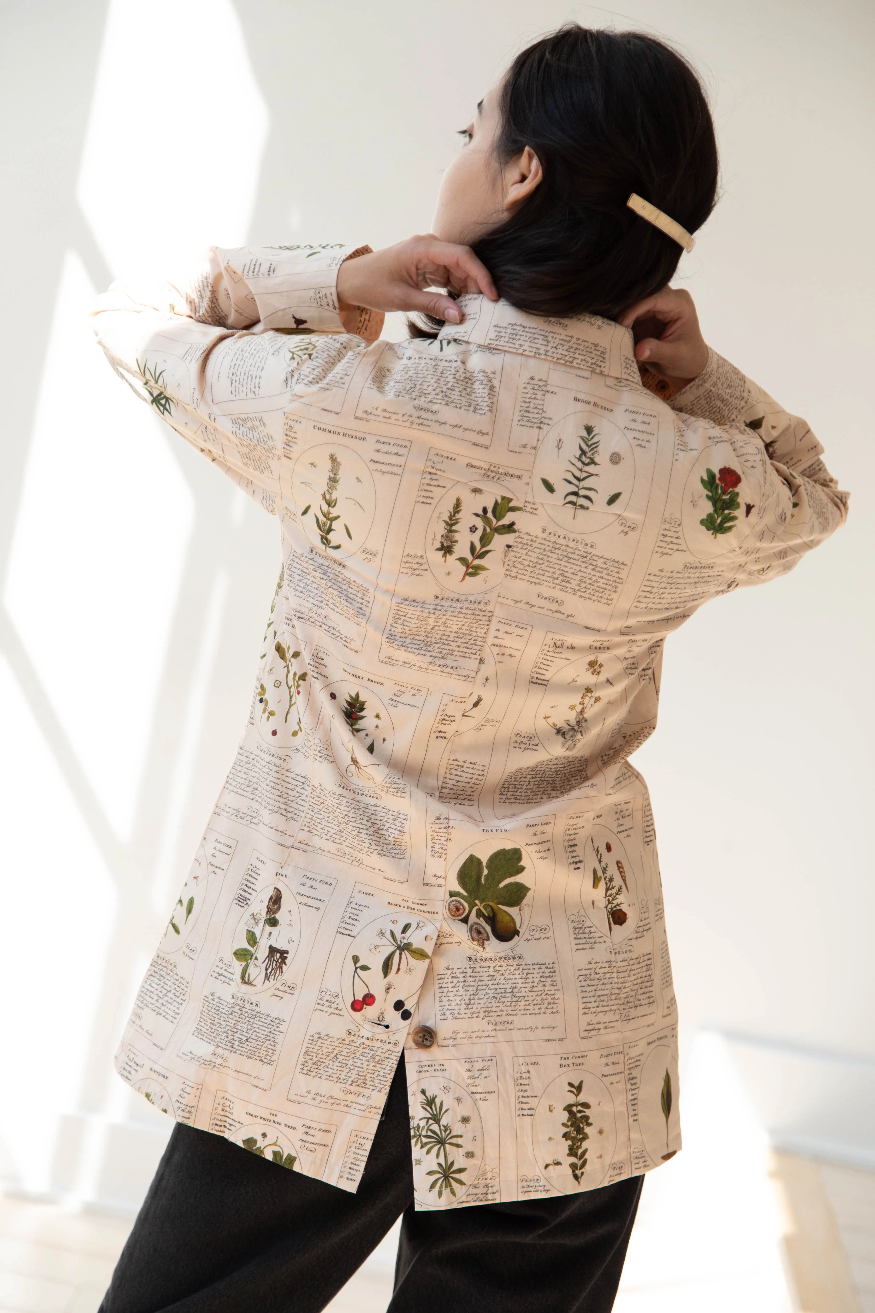 Aleksandr Manamïs | Jacket in Herbarium