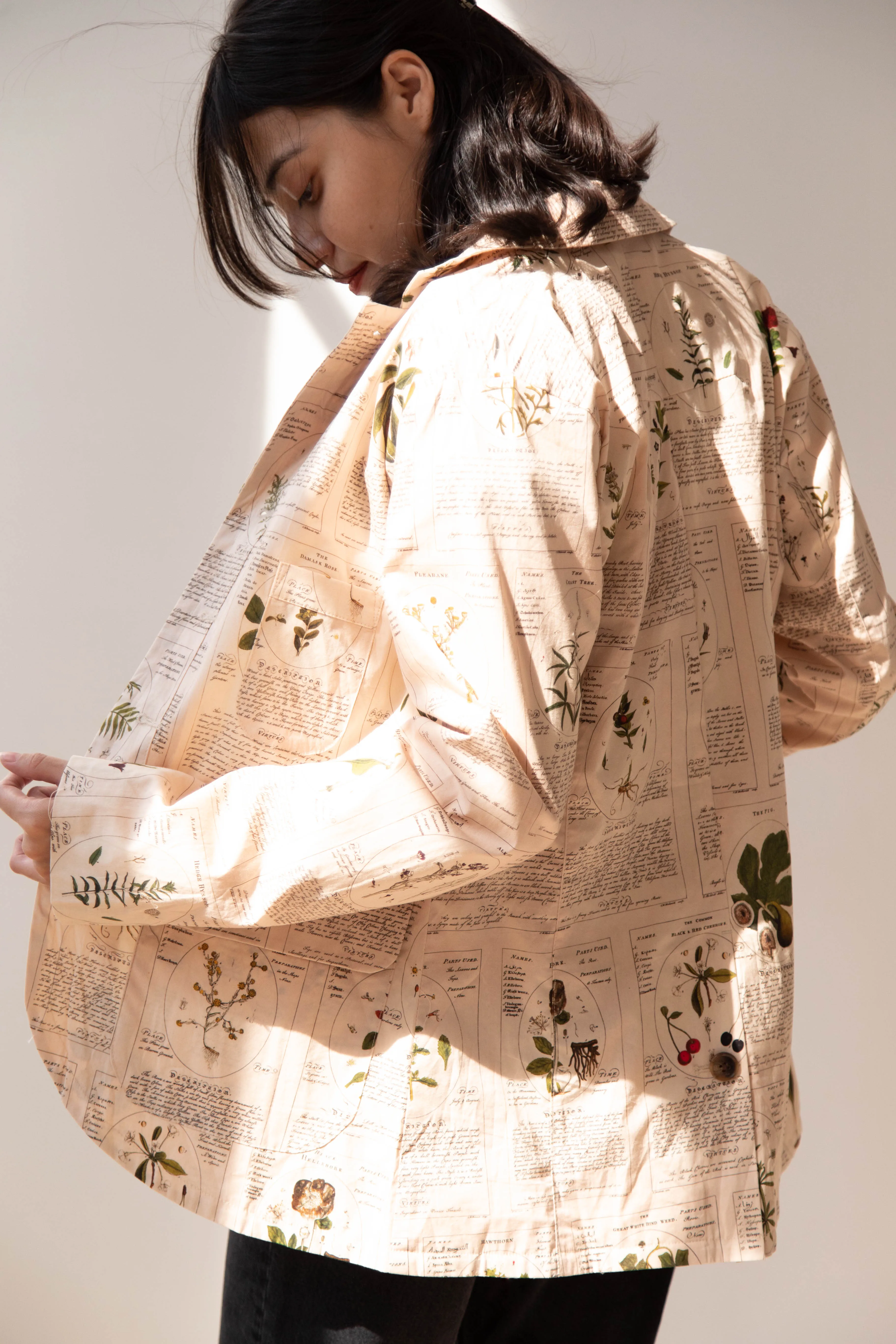 Aleksandr Manamïs | Jacket in Herbarium