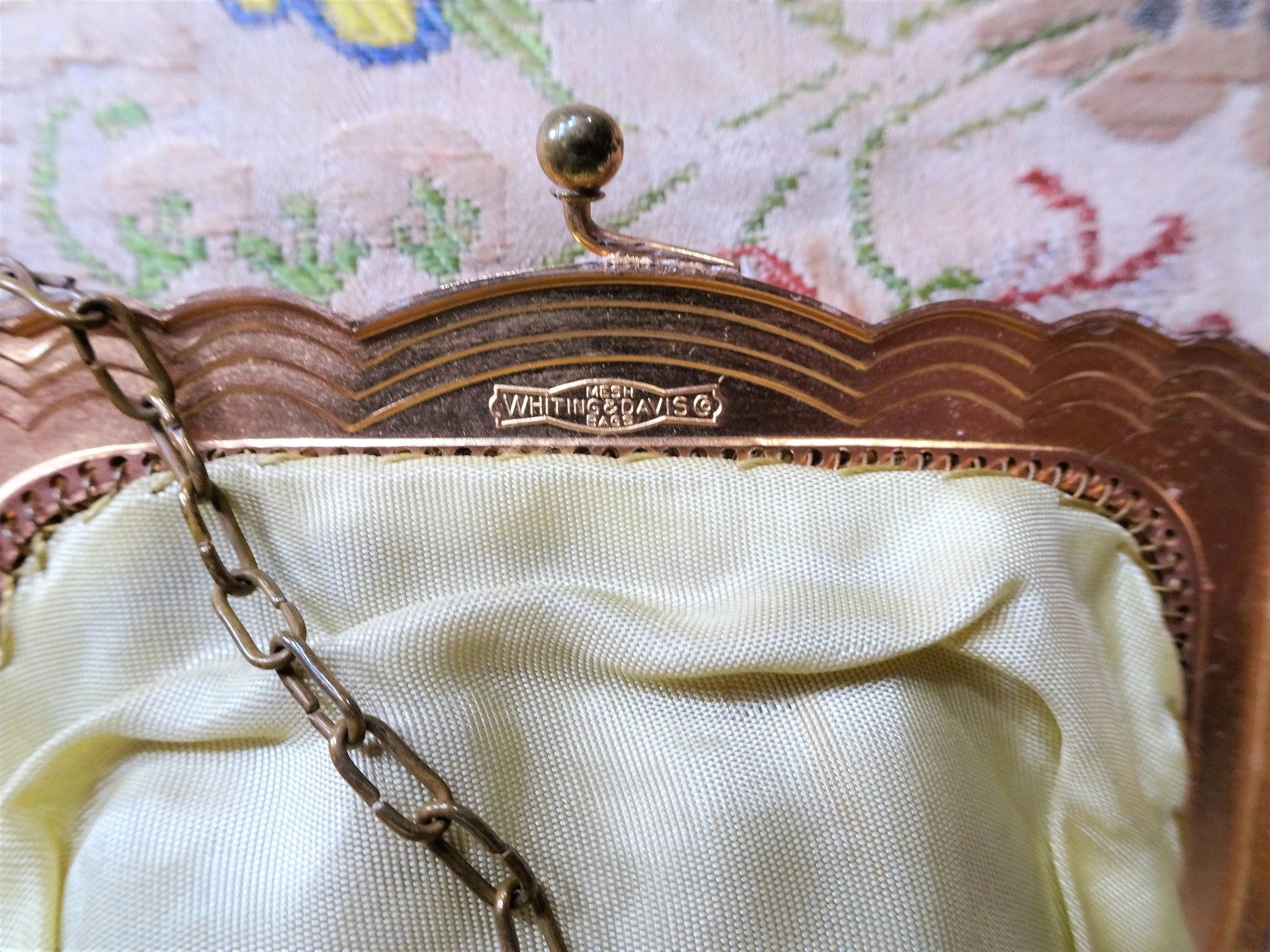 ART DECO Purse,Whiting & Davis Mesh Bags,Flapper Evening Gold Tone Purse,Small Purse,Doll Size Purse,Metal Purses,Collectible Vintage Purses